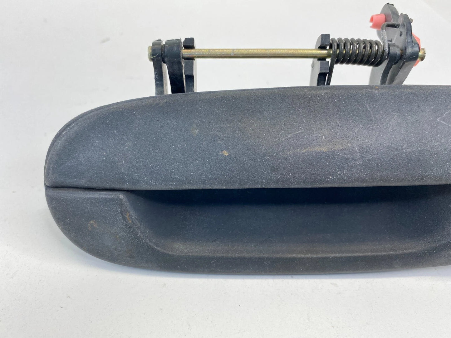 2002-2009 GMC ENVOY REAR LEFT BACK DRIVER DOOR EXTERIOR OUTSIDE DOOR HANDLE OEM