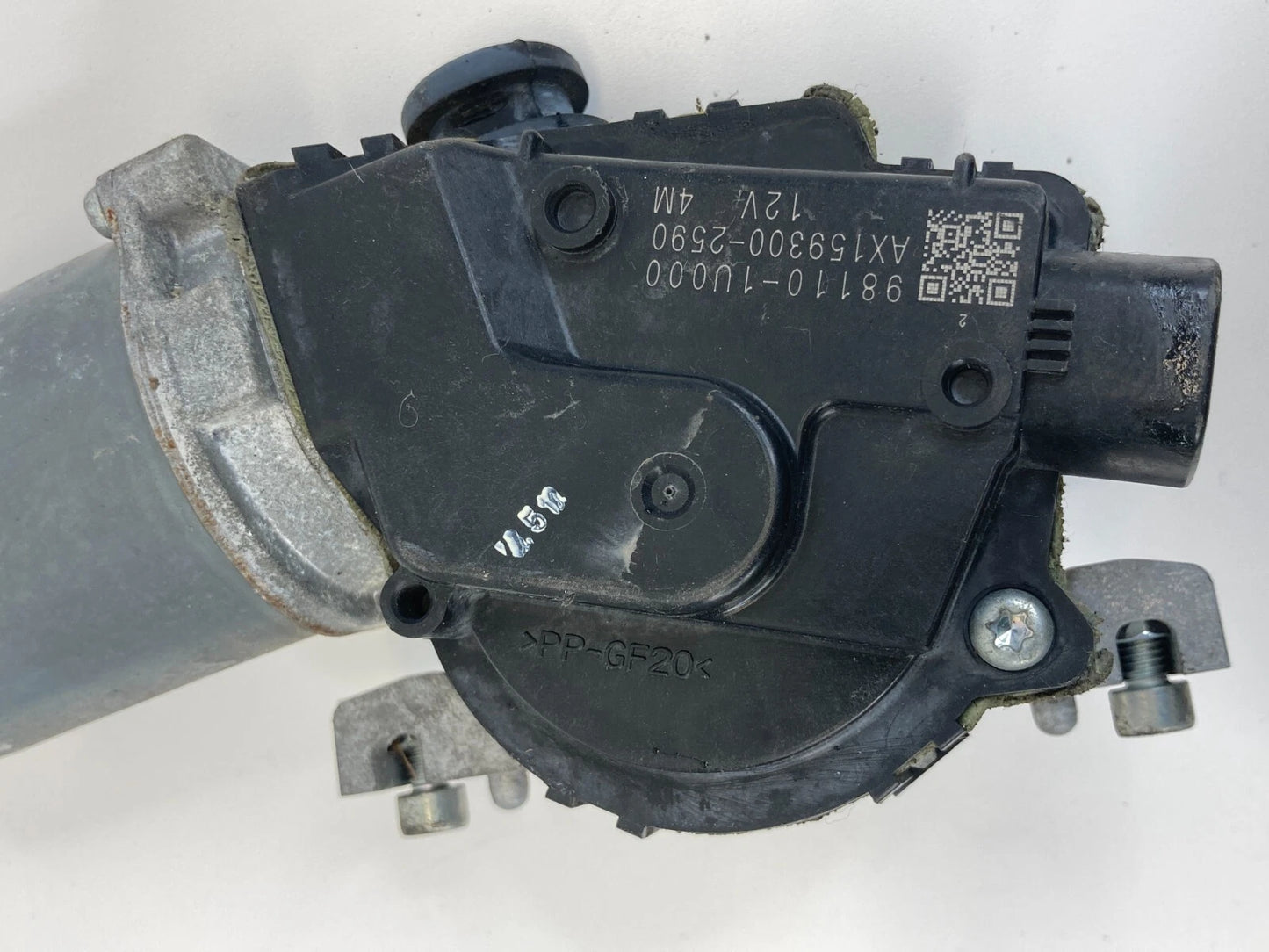 2011-2014 HYUNDAI SONATA FRONT WINDSHIELD WIPER MOTOR ASSY 98110-1U000 OEM