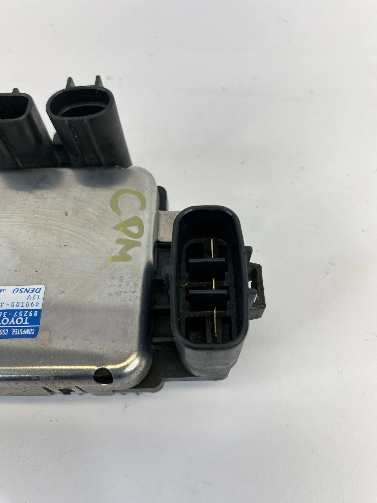 2007-2009 LEXUS RX350 RADIATOR COOLING FAN CONTROL MODULE 89257-30070 OEM