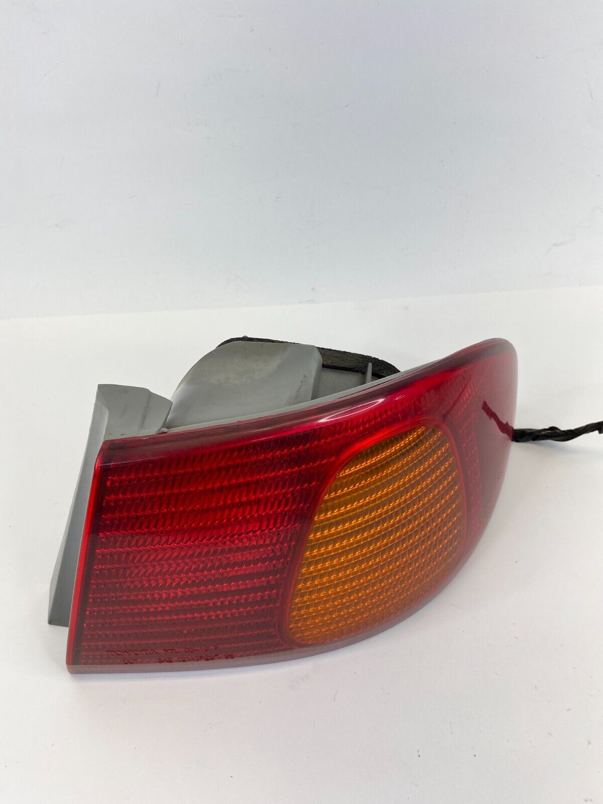 98-02 Toyota Corolla Rear Right Passenger Outer Tail Light Taillight Lamp OEM