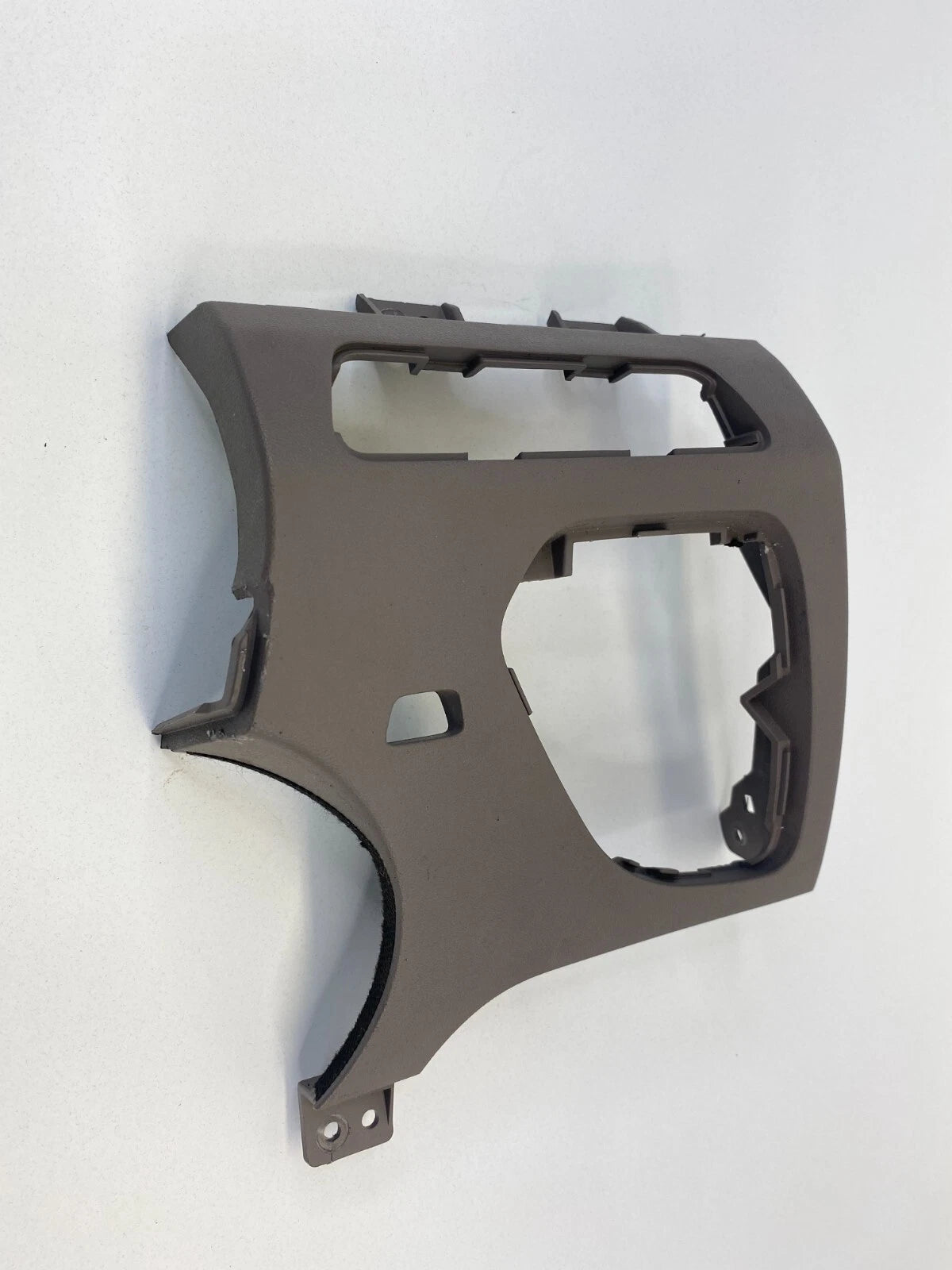 10-15 HYUNDAI TUCSON DASH LEFT DRIVER CRASH PAD TRIM COVER BEZEL 84721-2S000 OEM