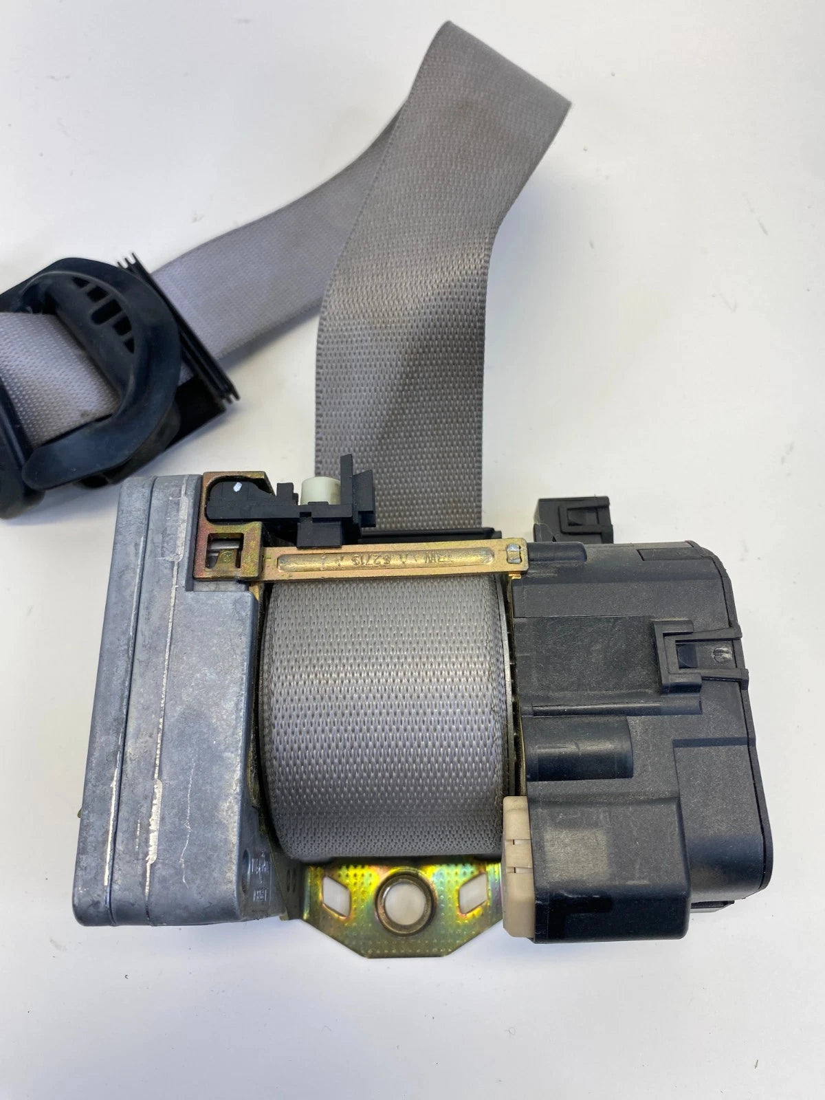 2000-2006 MERCEDES-BENZ S430 S500 FRONT RIGHT SIDE SEAT BELT RETRACTOR GRAY OEM