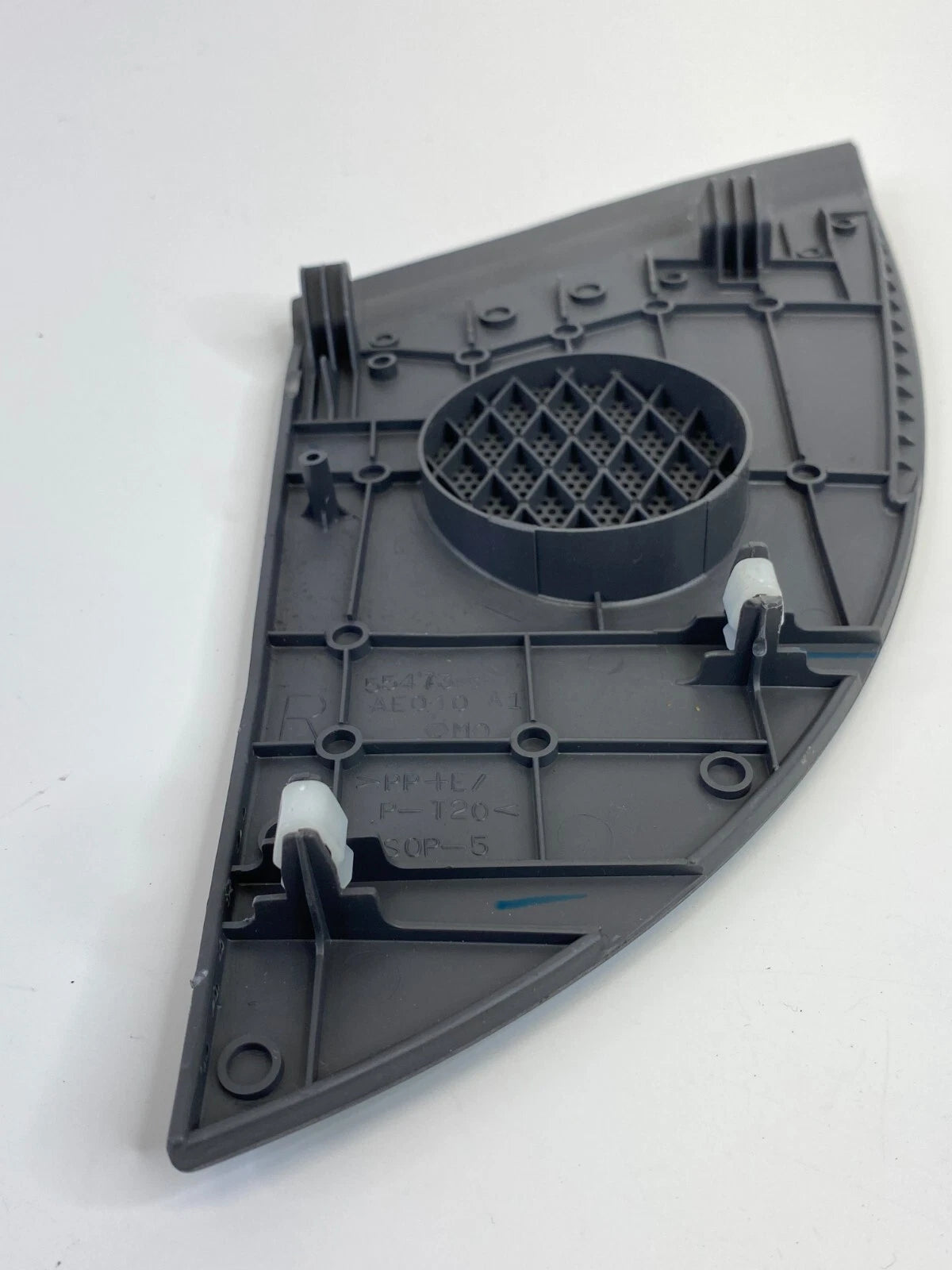 04-10 TOYOTA SIENNA UPPER DASH RIGHT SIDE SPEAKER TRIM GRILL COVER 55473-AE010