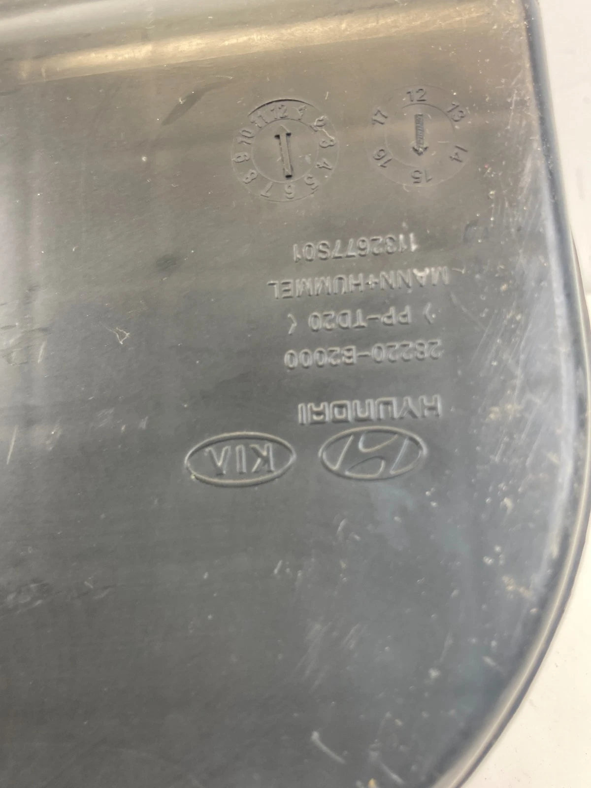 2014-2019 Kia Soul Air Intake Cleaner Hose Tube Duct w/Resonator 28220-B2000