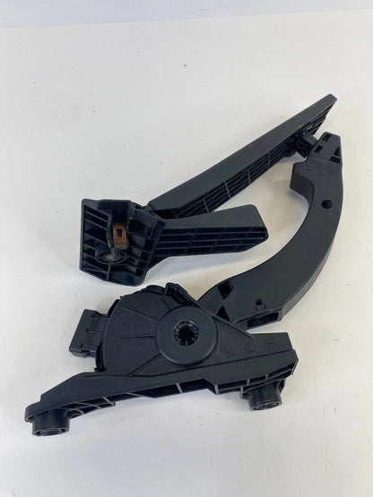 2015-2019 Hyundai Sonata 2.4L L4 DOHC 16V Gas Accelerator Pedal Sensor Assy OEM