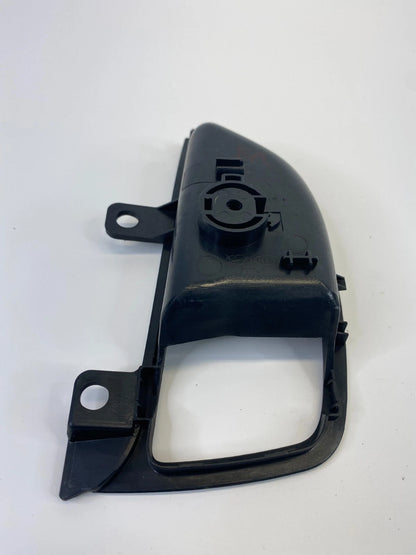 11-16 HYUNDAI ELANTRA REAR RIGHT SIDE INSIDE DOOR HANDLE BEZEL 83621-MD100 OEM