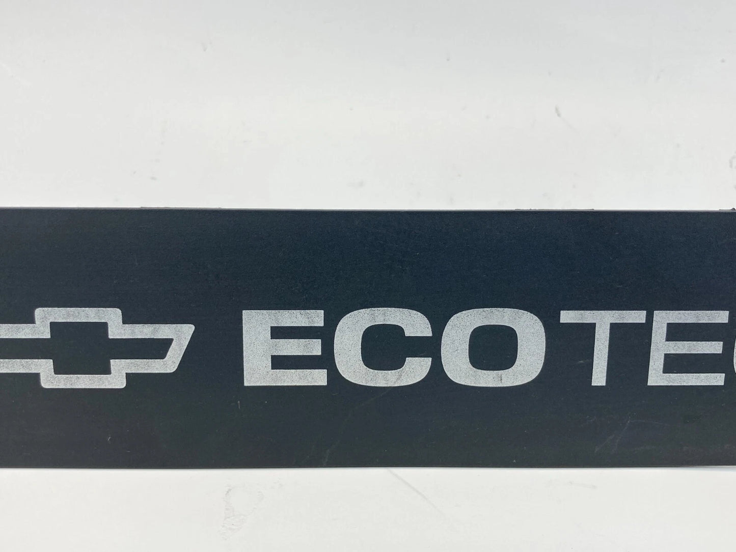 2012-2018 CHEVROLET SONIC 11-15 CRUZE ENGINE COVER EMBLEM TRIM PANEL 13103972