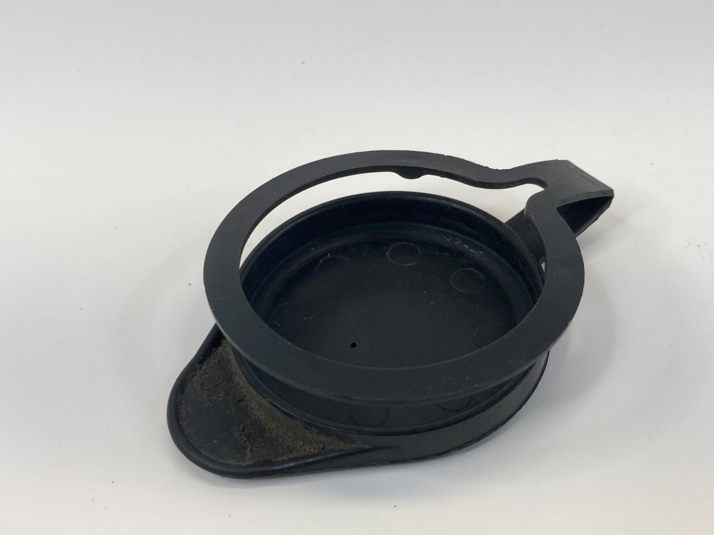 2006-2011 Chevy HHR 02-14 Cadillac Escalade Wiper Washer Fluid Reservoir Cap