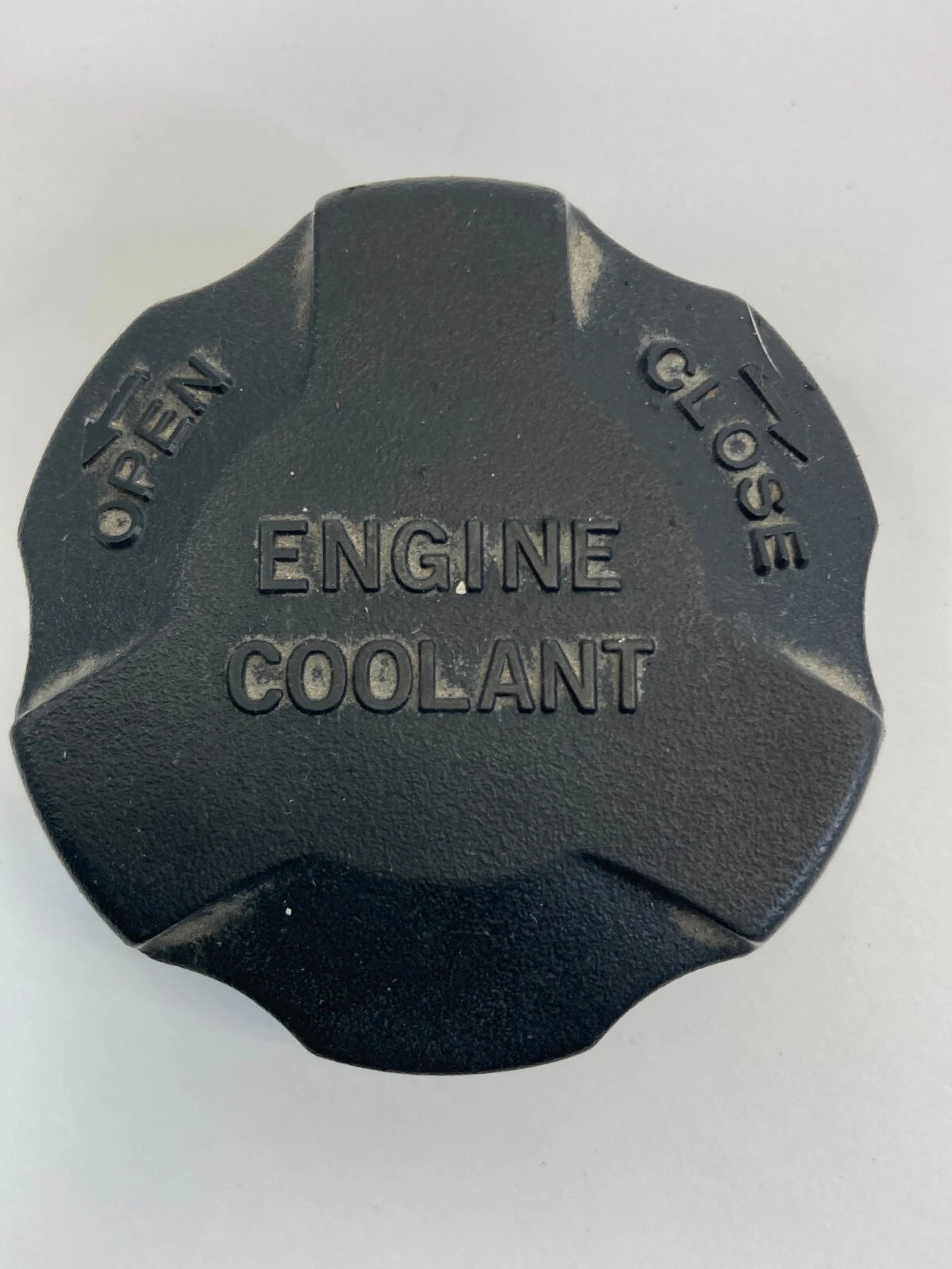 2006-2011 HYUNDAI ACCENT 1.6L RADIATOR ENGINE COOLANT RESERVOIR CAP TANK COVER