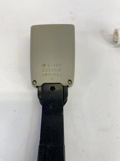 2010-2014 TOYOTA PRIUS FRONT RIGHT PASSENGER SIDE SEAT BELT BUCKLE OEM E034501