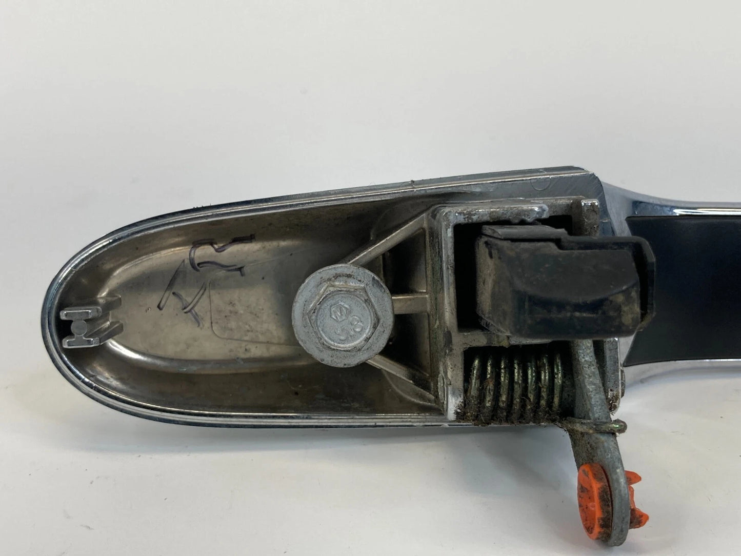 2008 09 10 11 12 2013 CHEVROLET IMPALA FRONT RIGHT EXTERIOR DOOR HANDLE ASSEMBLY