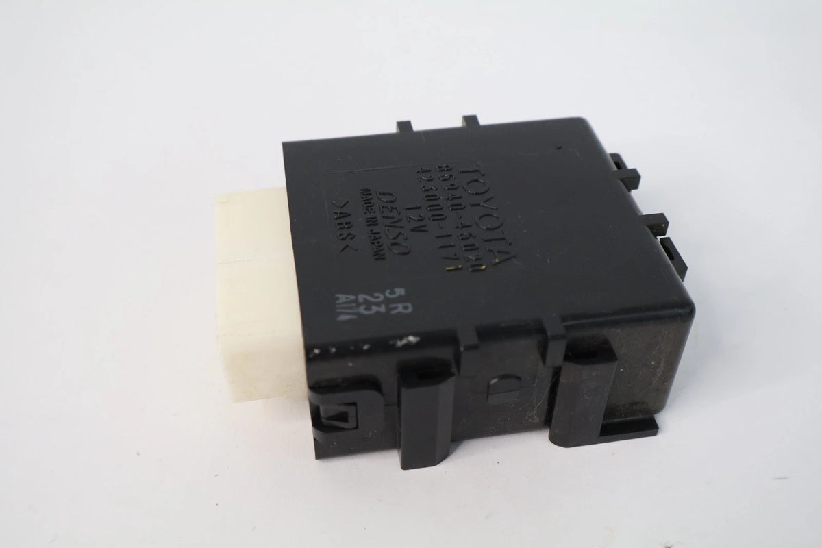 2011-2014 TOYOTA SIENNA WIPER CONTROL MODULE RELAY 85940-45020 OEM FACTORY