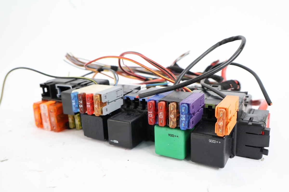 2000-2006 MERCEDES-BENZ S430 S500 SAM FUSE RELAY BOX FRONT RIGHT A-031-545-17-32