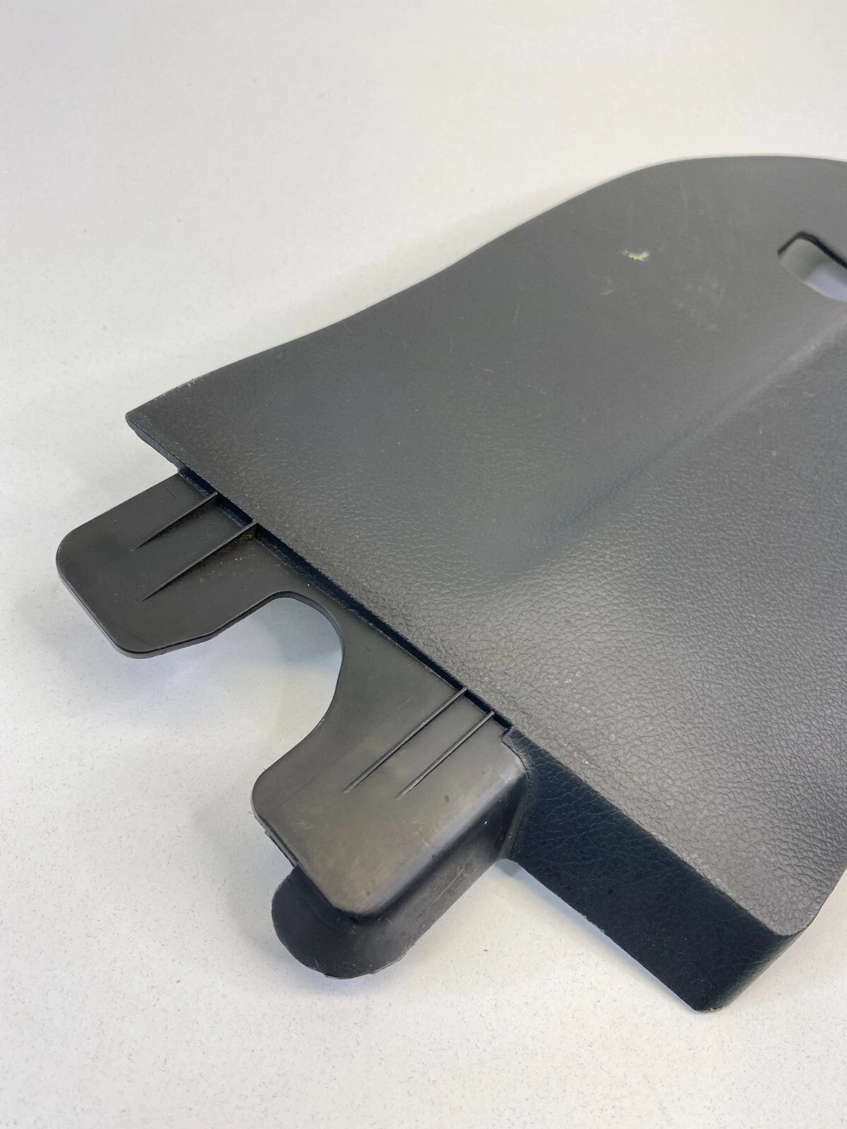 2010 2011 2012 2013 KIA FORTE FRONT LEFT DRIVER LOWER C PAD COVER CONTROL PANEL