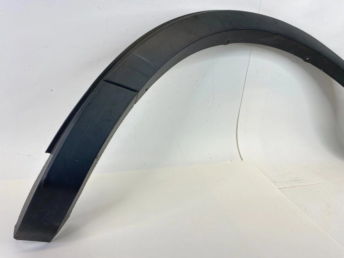 13-19 FORD EXPLORER INTERCEPTOR REAR LEFT FENDER QUARTER WHEEL FLARE ARCH COVER