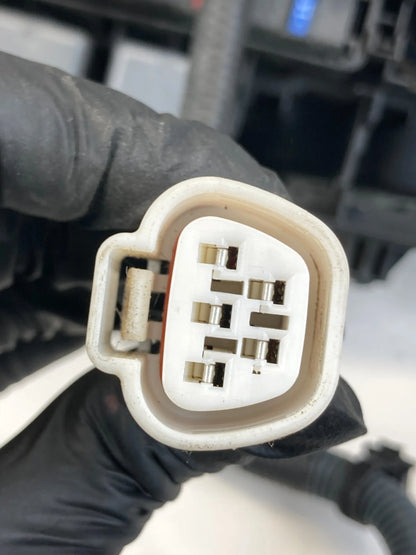 09-13 TOYOTA COROLLA MATRIX AT MAIN ENGINE UNDER HOOD RELAY FUSE JUNCTION OEM