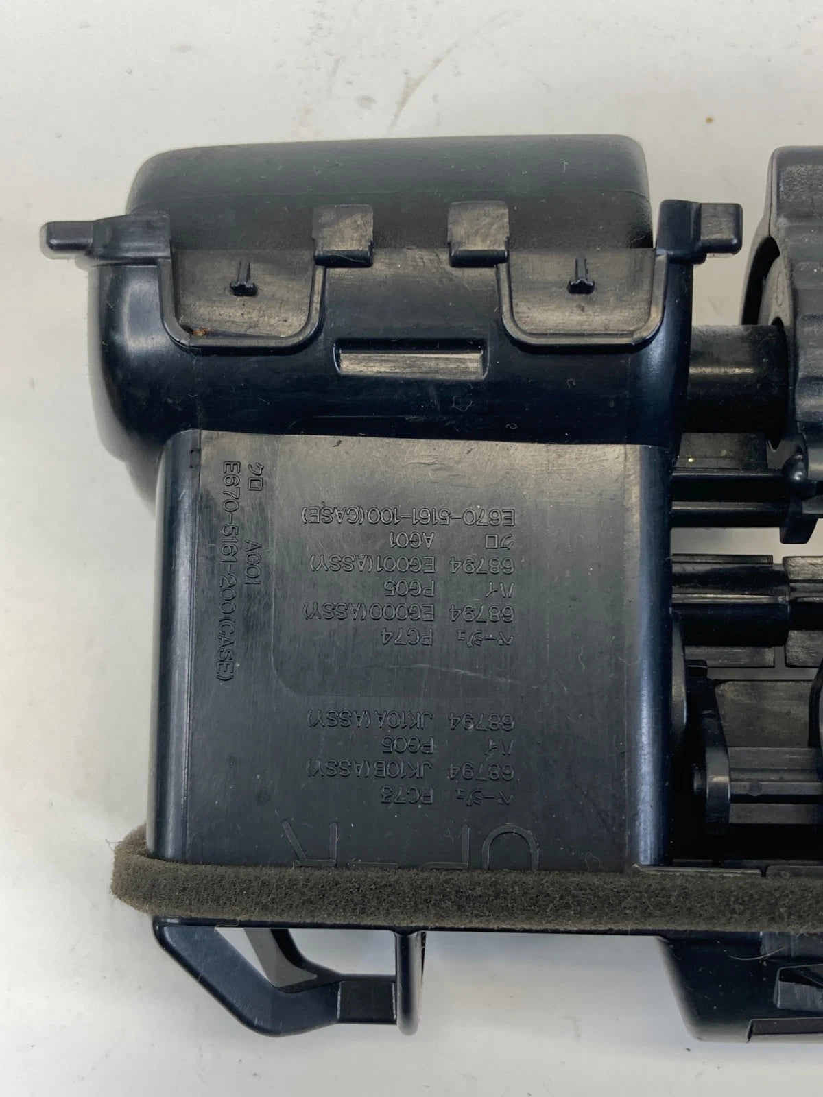 06-10 INFINITI M35 M45 REAR CENTER CONSOLE AC AIR VENT HEATER GRILLE 68794-JK10A