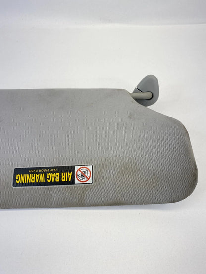 2005 2006 2007 HONDA ODYSSEY LEFT DRIVER SIDE SUNVISOR SUN VISOR SHADE W/ LIGHT