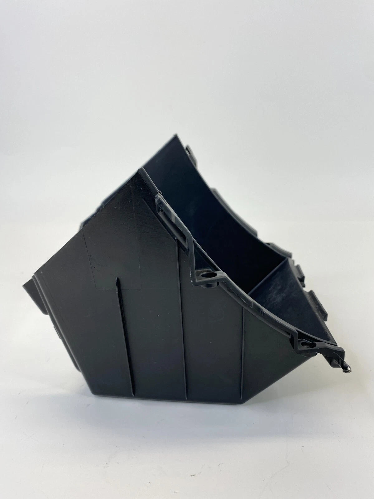 12 13 14 15 16 17 HYUNDAI ACCENT CENTER CONSOLE FLOOR TRAY TRIM 84612-1R000 OEM
