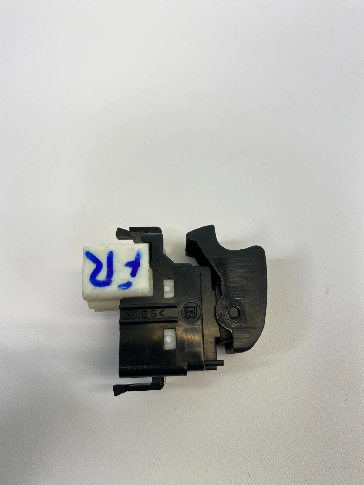 2004-2008 TOYOTA SOLARA FRONT RIGHT PASSENGER SIDE DOOR POWER WINDOW SWITCH OEM
