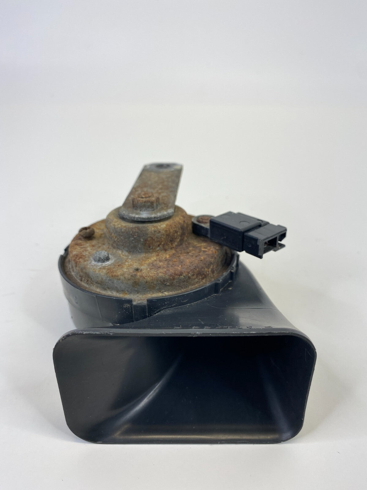 2006-2013 Chevrolet Chevy Impala Note Horn Pitch Tone Alarm Signal OEM