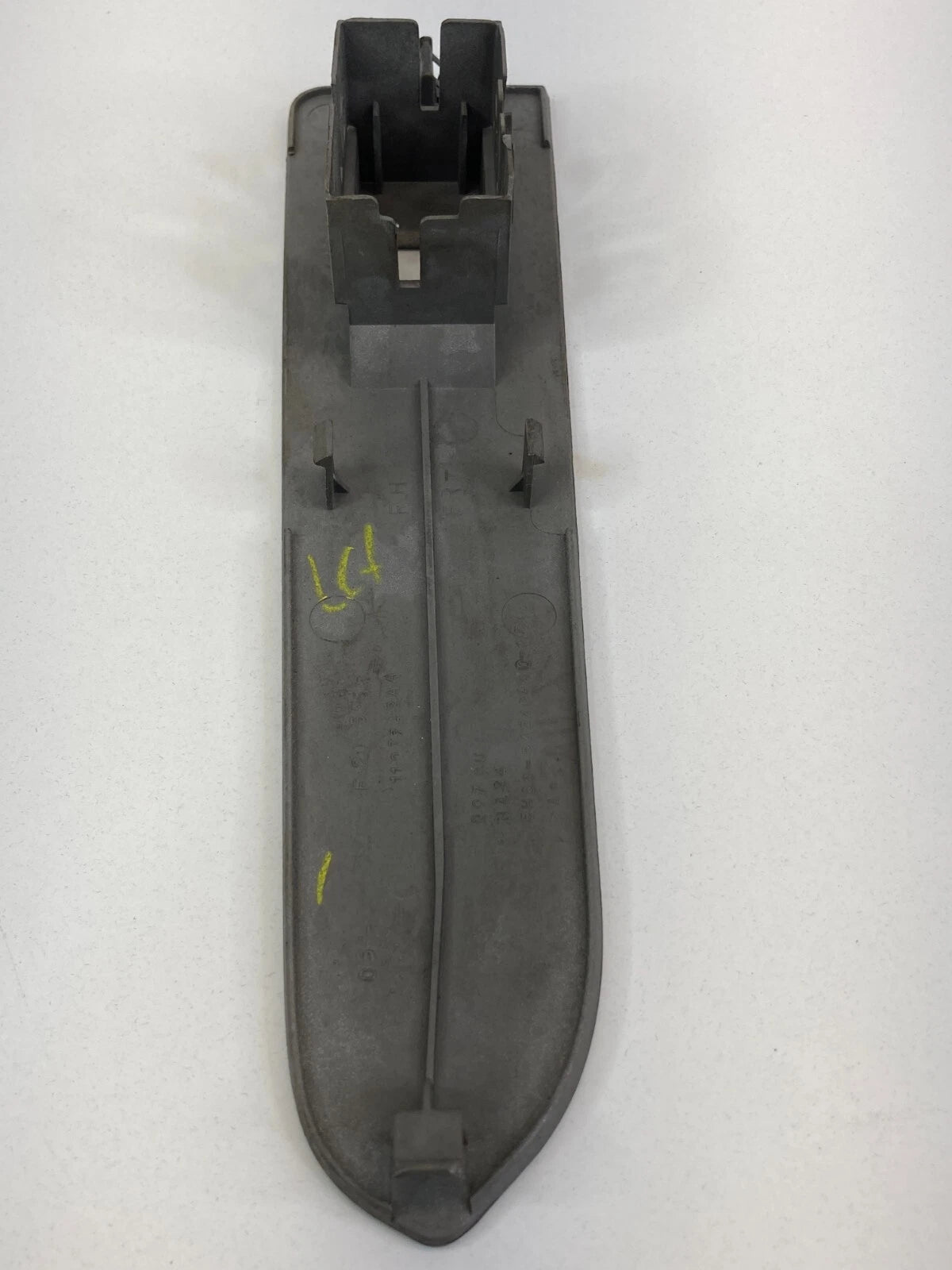 2007-2009 LINCOLN MKZ FRONT RIGHT PASSENGER WINDOW SWITCH BEZEL OEM 6H6354240A40