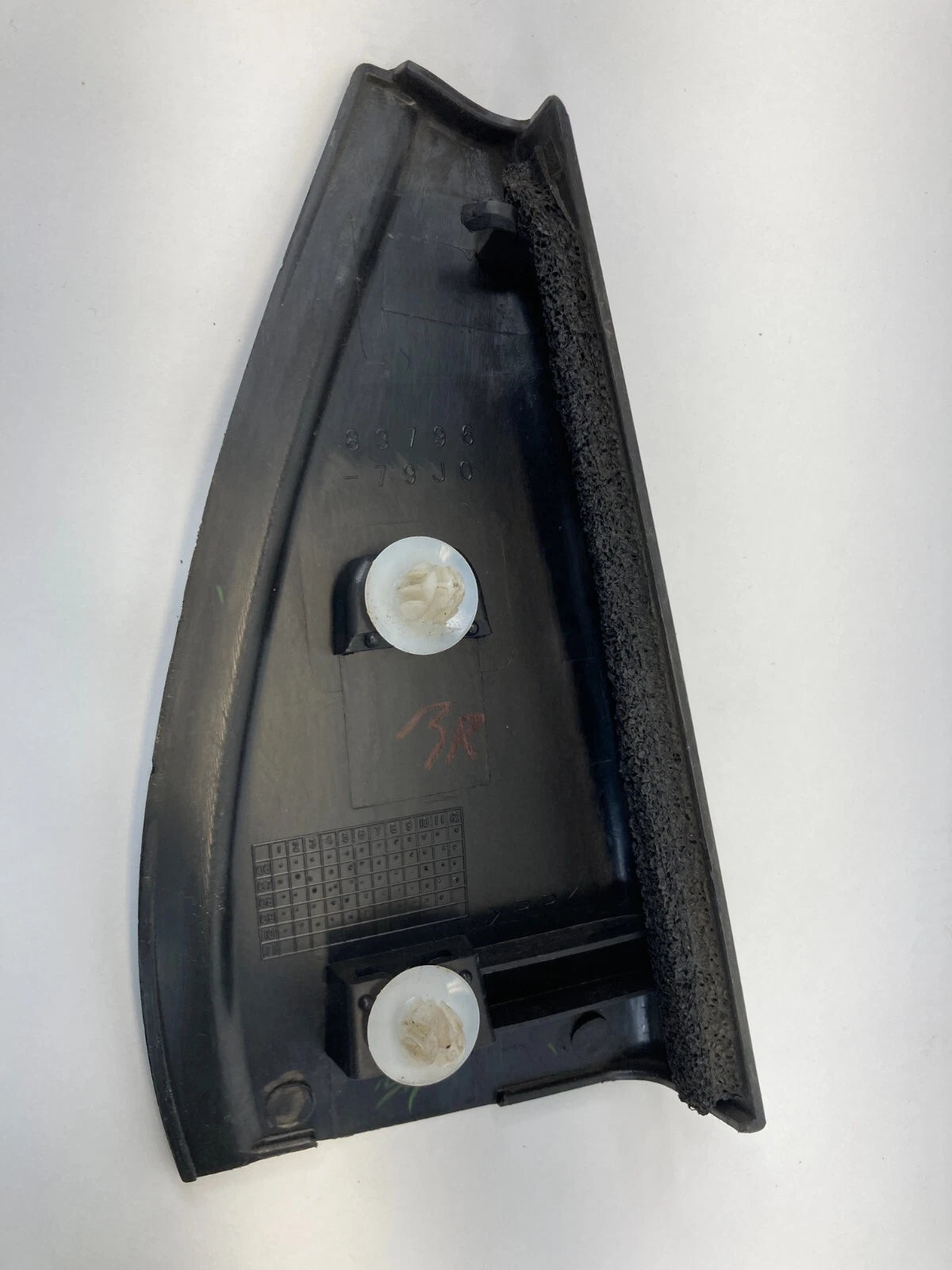 2007-2013 SUZUKI SX4 REAR RIGHT SIDE INNER CORNER COVER TRIM PANEL 83796-79J0