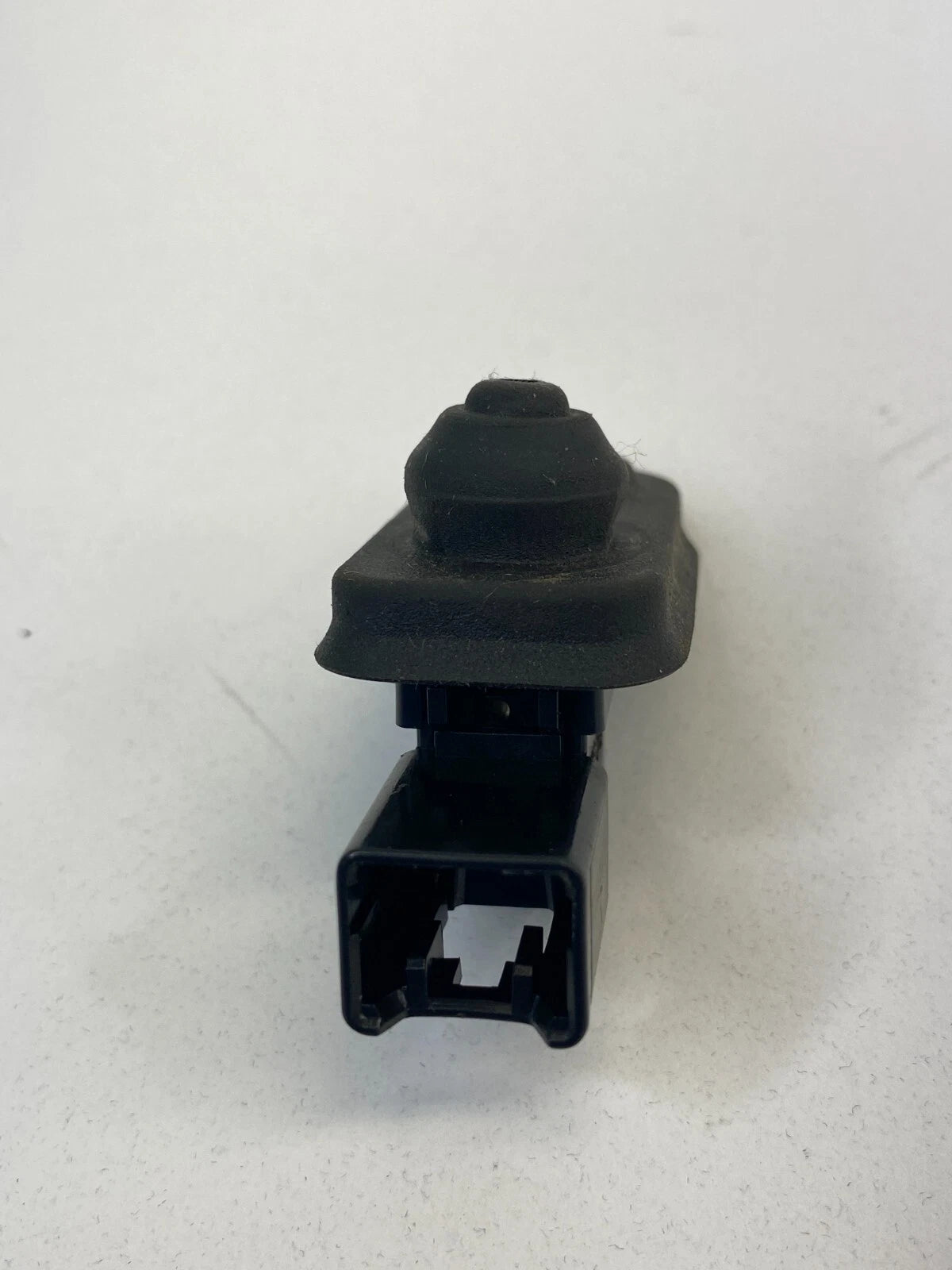 2003-2020 MITSUBISHI OUTLANDER FRONT LEFT SIDE DOOR AJAR JAMB SENSOR SWITCH OEM