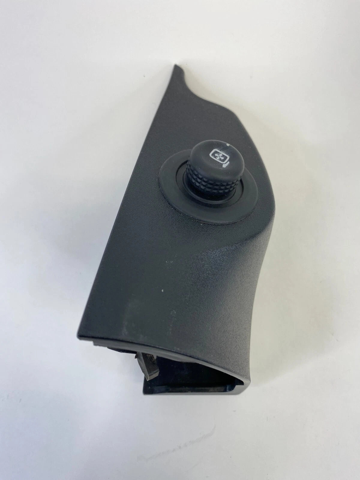 08-12 FORD ESCAPE 08-11 MARINER SIDE VIEW MIRROR CONTROL SWITCH TRIM 8F9T17B676