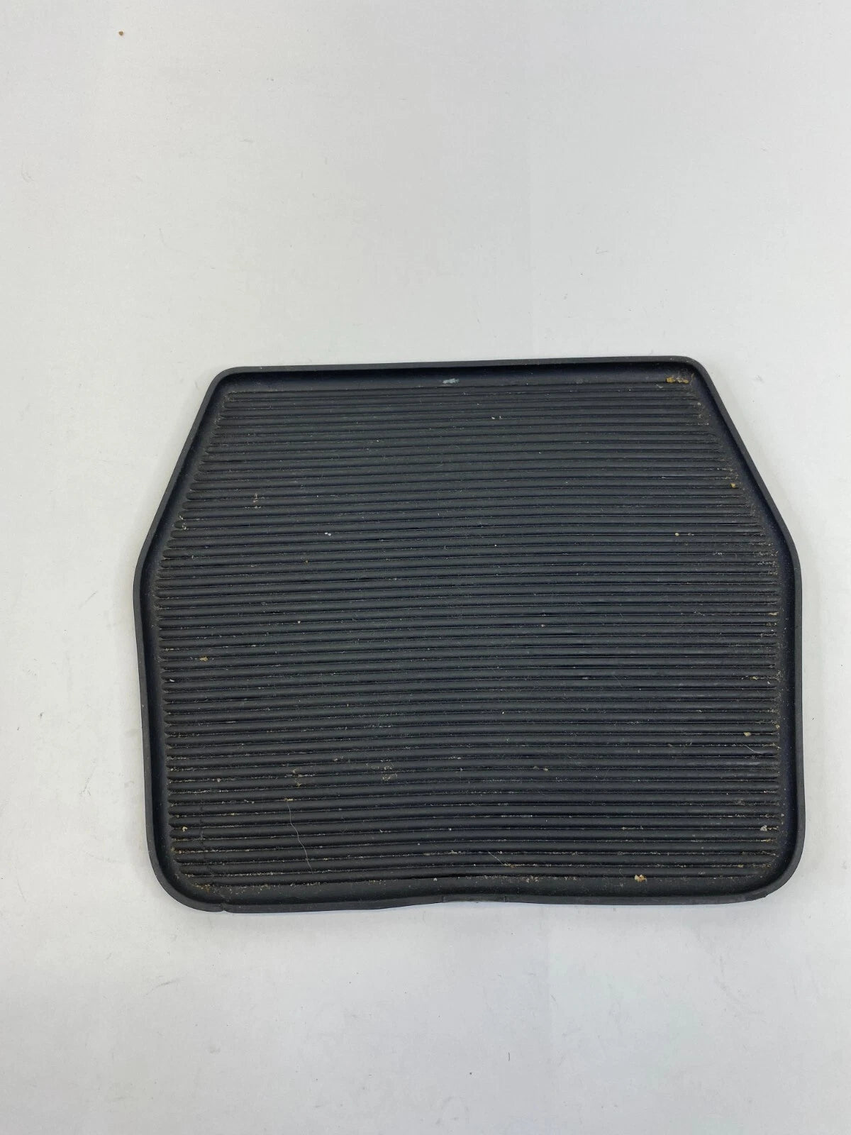 08 09 10 11 12 FORD ESCAPE CENTER CONSOLE RUBBER INSERT MAT 8L84-78047A74 OEM