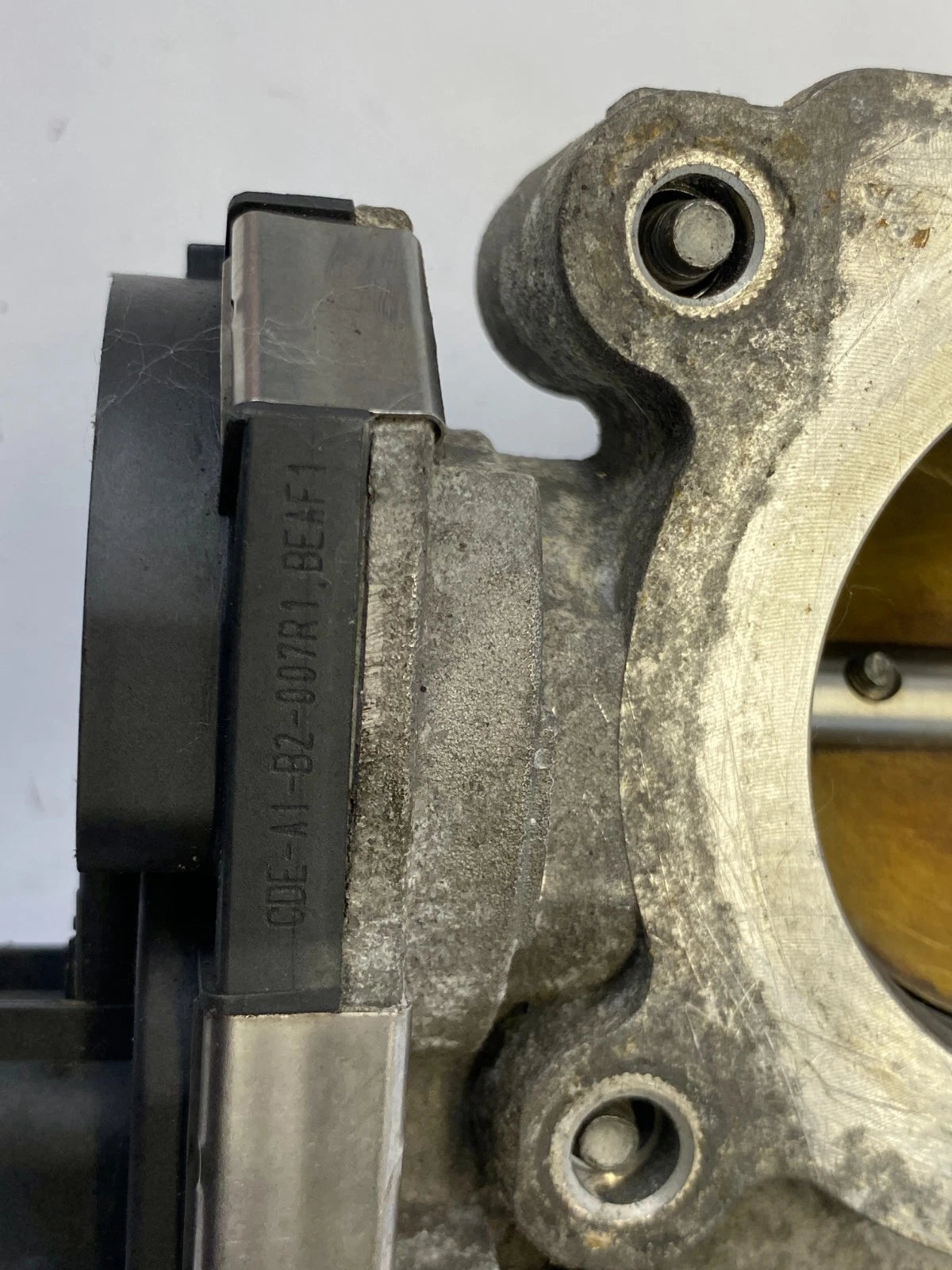 2010 2011 CHEVROLET EQUINOX 2.4L FUEL INJECTION THROTTLE BODY ACTUATOR OEM