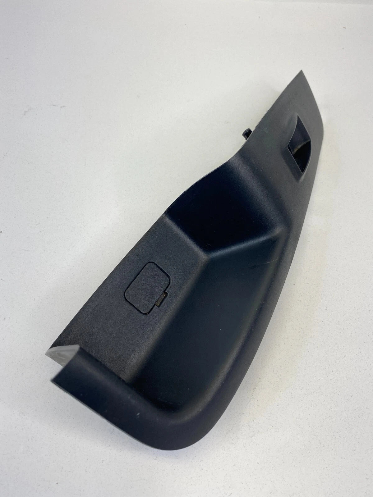 2007-2013 MITSUBISHI OUTLANDER REAR LEFT DOOR WINDOW SWITCH COVER BEZEL SPC01639