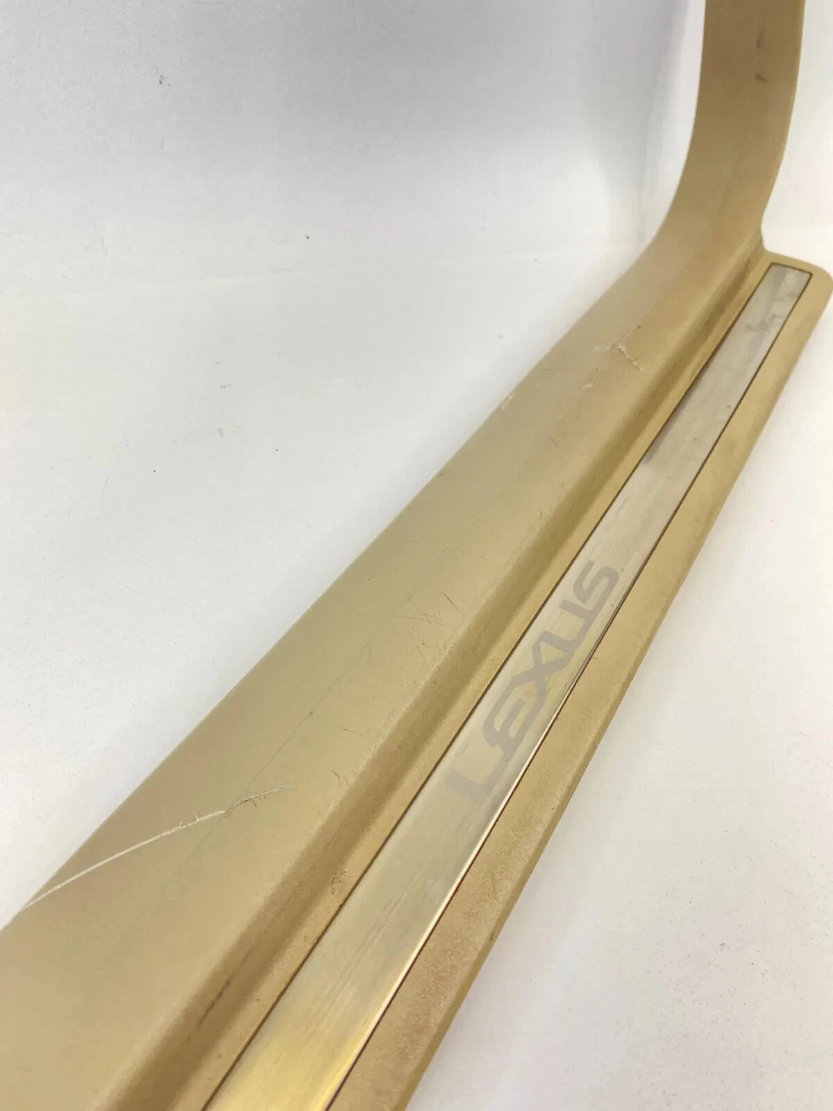 1997-2000 LEXUS LS400 FRONT RIGHT DOOR SCUFF SILL PLATE TRIM MOLDING 67913-50040