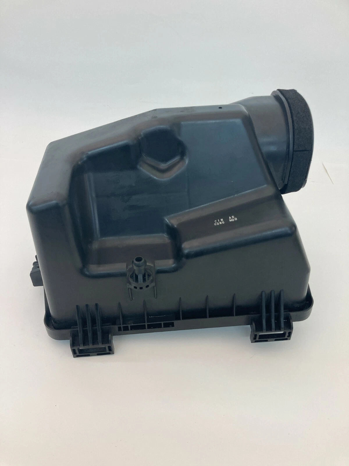 2007 2008 HYUNDAI ENTOURAGE 3.8L AIR CLEANER INTAKE BOX OEM FACTORY 28112-4D000