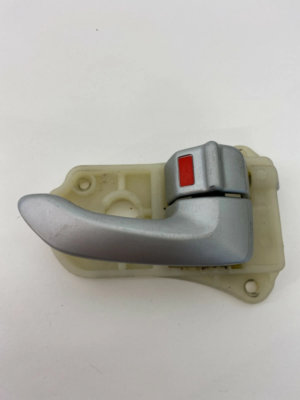 2006-2009 HYUNDAI AZERA 3.8 FRONT RIGHT PASSENGER INNER DOOR HANDLE 26000-71200