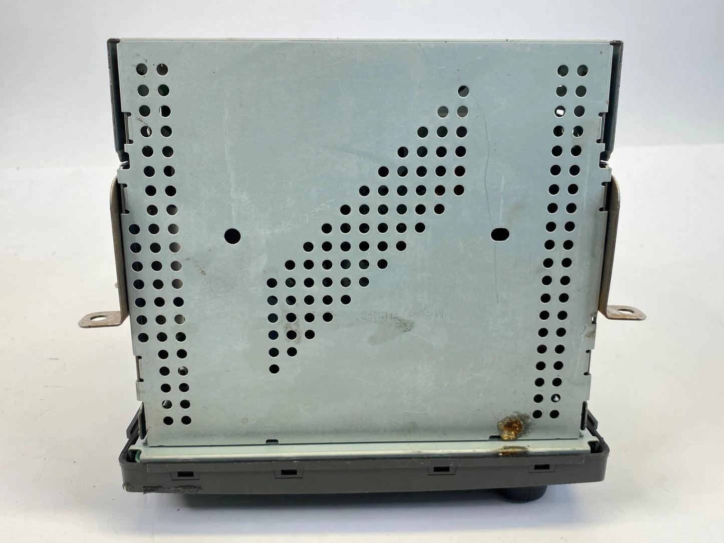 2005 2006 NISSAN ALTIMA RADIO CONTROL UNIT HEAD UNIT CD PLAYER 28185ZB10A OEM