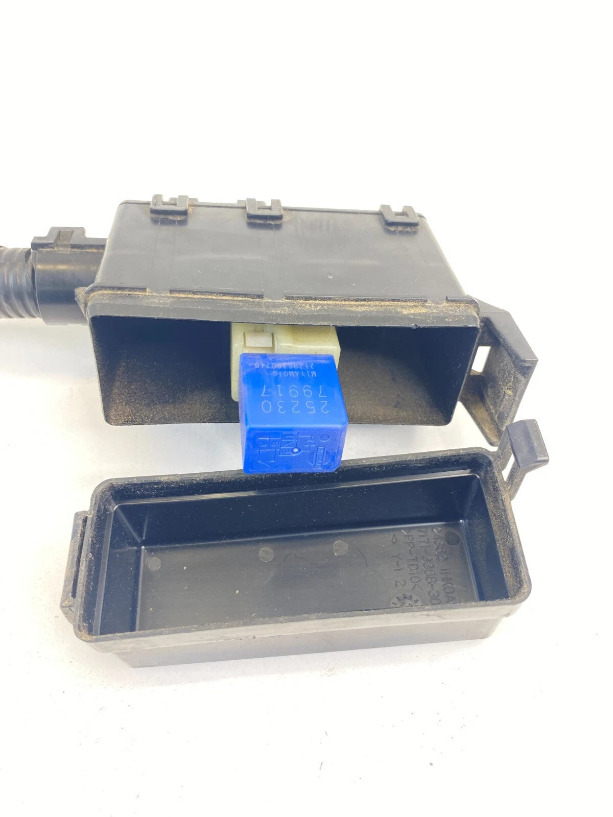 2012-2019 NISSAN VERSA 1.6L SEDAN ENGINE FUSE BOX RELAY JUNCTION 24372-1HK0A OEM