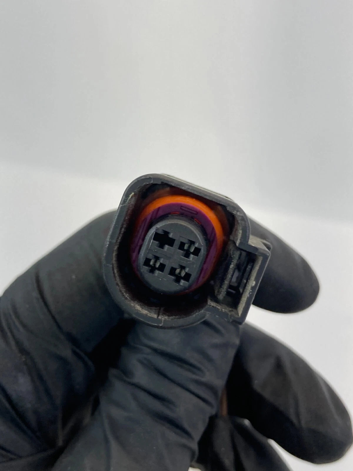 2010 2011 Volkswagen Tiguan A/T 2.0L ABS Pump Anti Lock Plug Connector 4F0973038