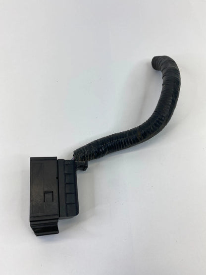 98-00 LINCOLN TOWN CAR 4.6L V8 ABS PUMP ANTI LOCK BRAKE CONNECTOR PLUG OEM