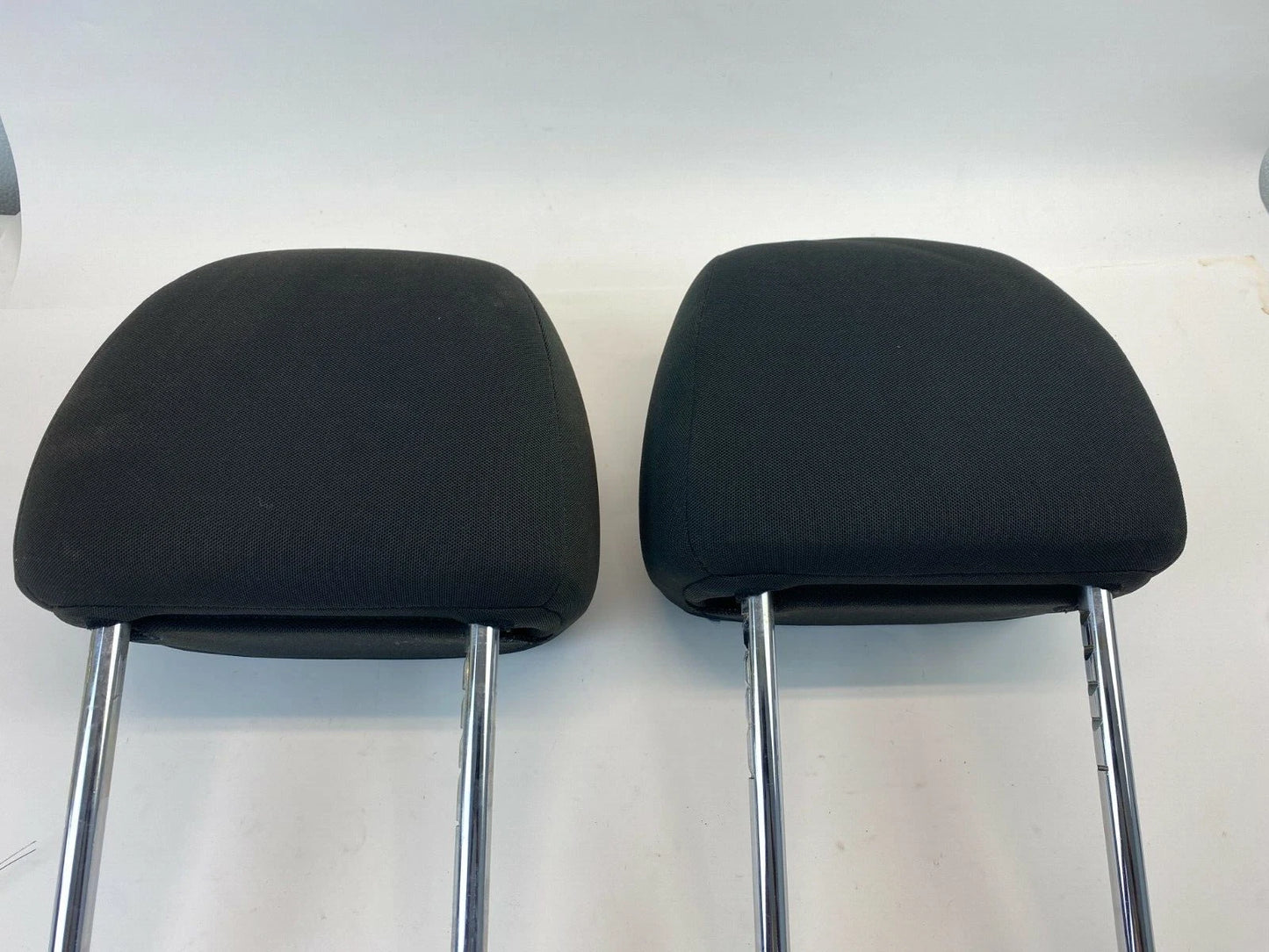 2011-2016 CHEVROLET CRUZE FRONT SEAT HEADREST LEFT & RIGHT HEAD REST SET