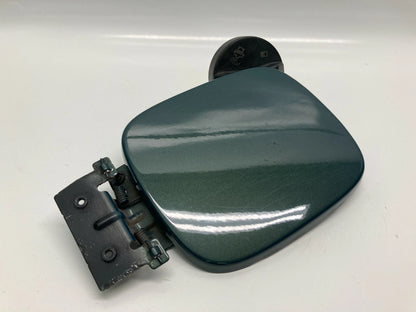 2002 2003 2004 2005 2006 2007 SATURN VUE FUEL FILLER DOOR GAS TANK LID COVER OEM