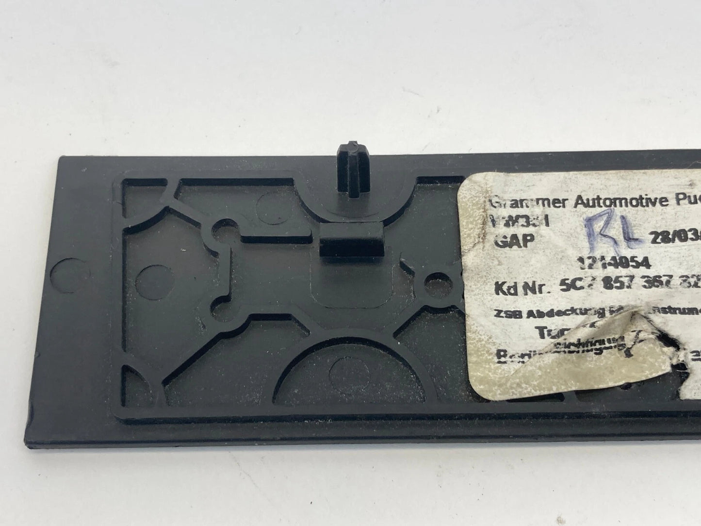 2011-2018 VOLKSWAGEN JETTA FRONT CENTER CONSOLE ASHTRAY LID COVER TRIM 5C7857367