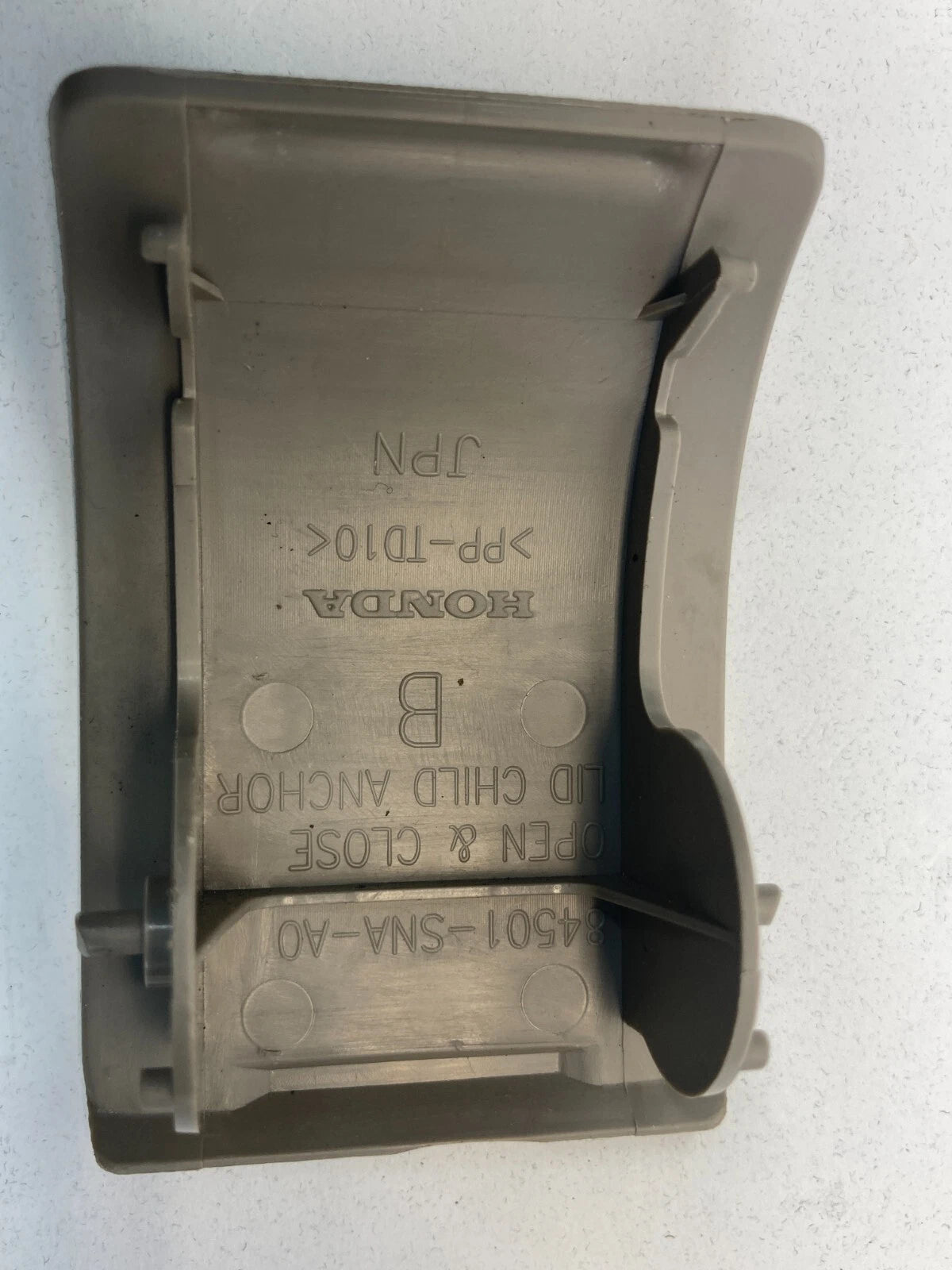 2006-2011 HONDA CIVIC SEDAN CHILD REAR SEAT RESTRAINT ANCHOR COVER 84501-SNA-A0