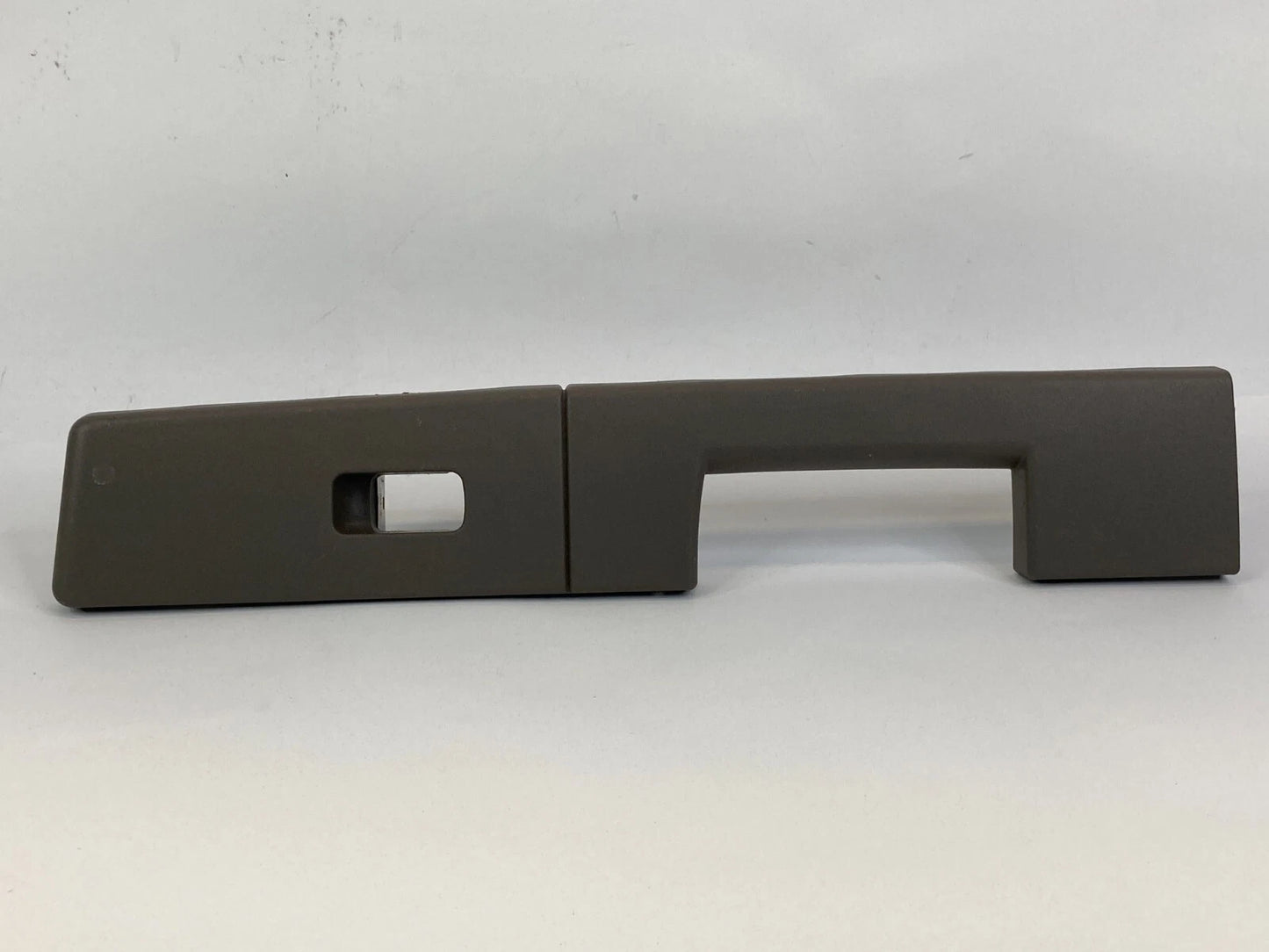 07-11 MITSUBISHI ENDEAVOR REAR LEFT SIDE DOOR WINDOW SWITCH BEZEL 7222A069-0603
