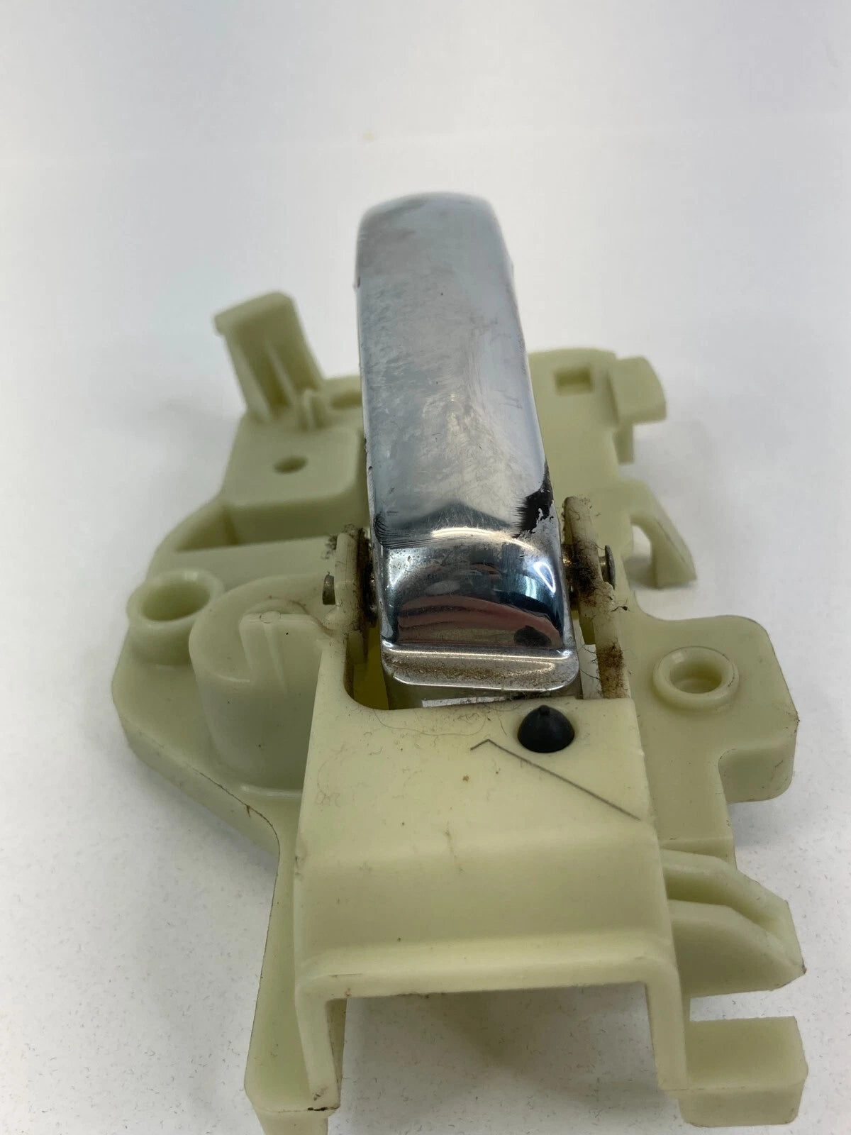 2009-2017 JEEP PATRIOT REAR RIGHT PASSENGER SIDE INNER DOOR HANDLE ASSEMBLY OEM