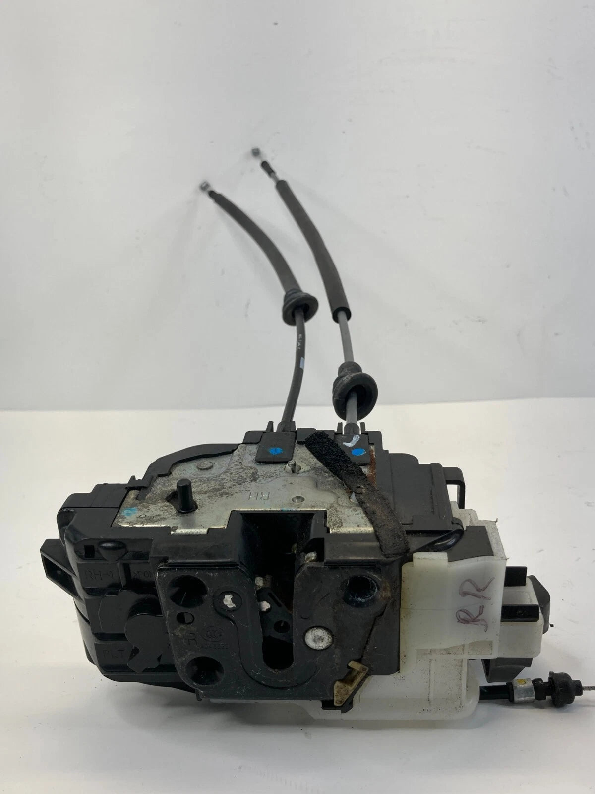 2007-2009 HYUNDAI SANTA FE REAR RIGHT SIDE BACK DOOR LOCK LATCH ACTUATOR C60757A