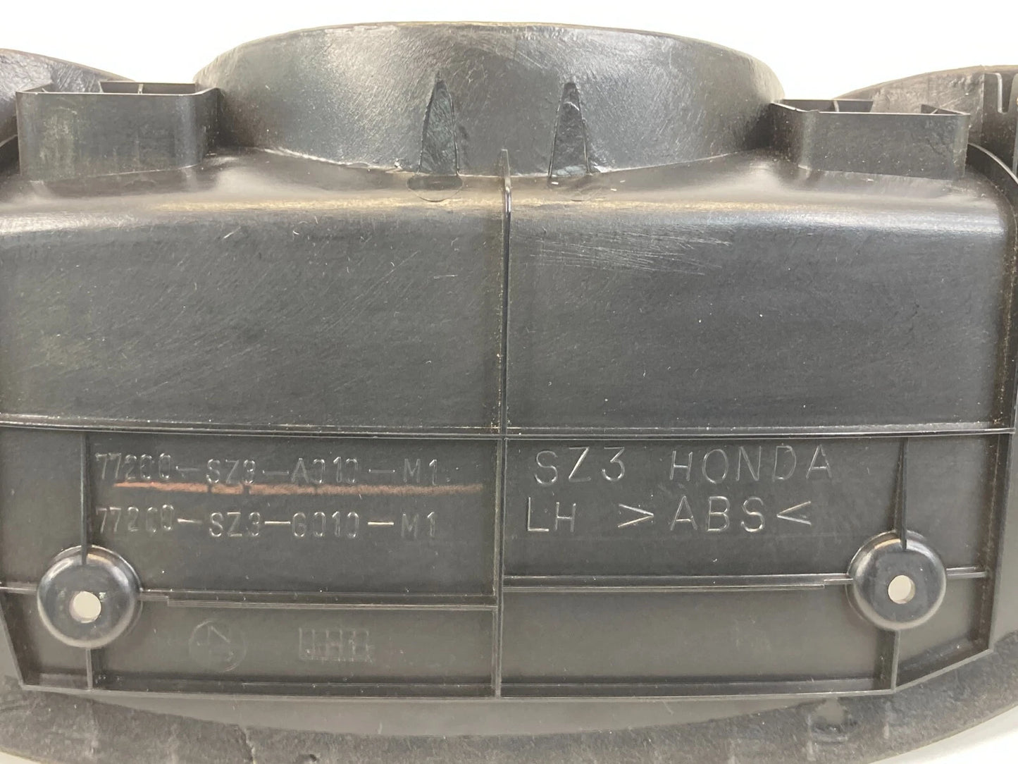 1999-2003 ACURA RL DASH SPEEDOMETER CLUSTER BEZEL W/ AIR VENT 77200-SZ3-A010 OEM