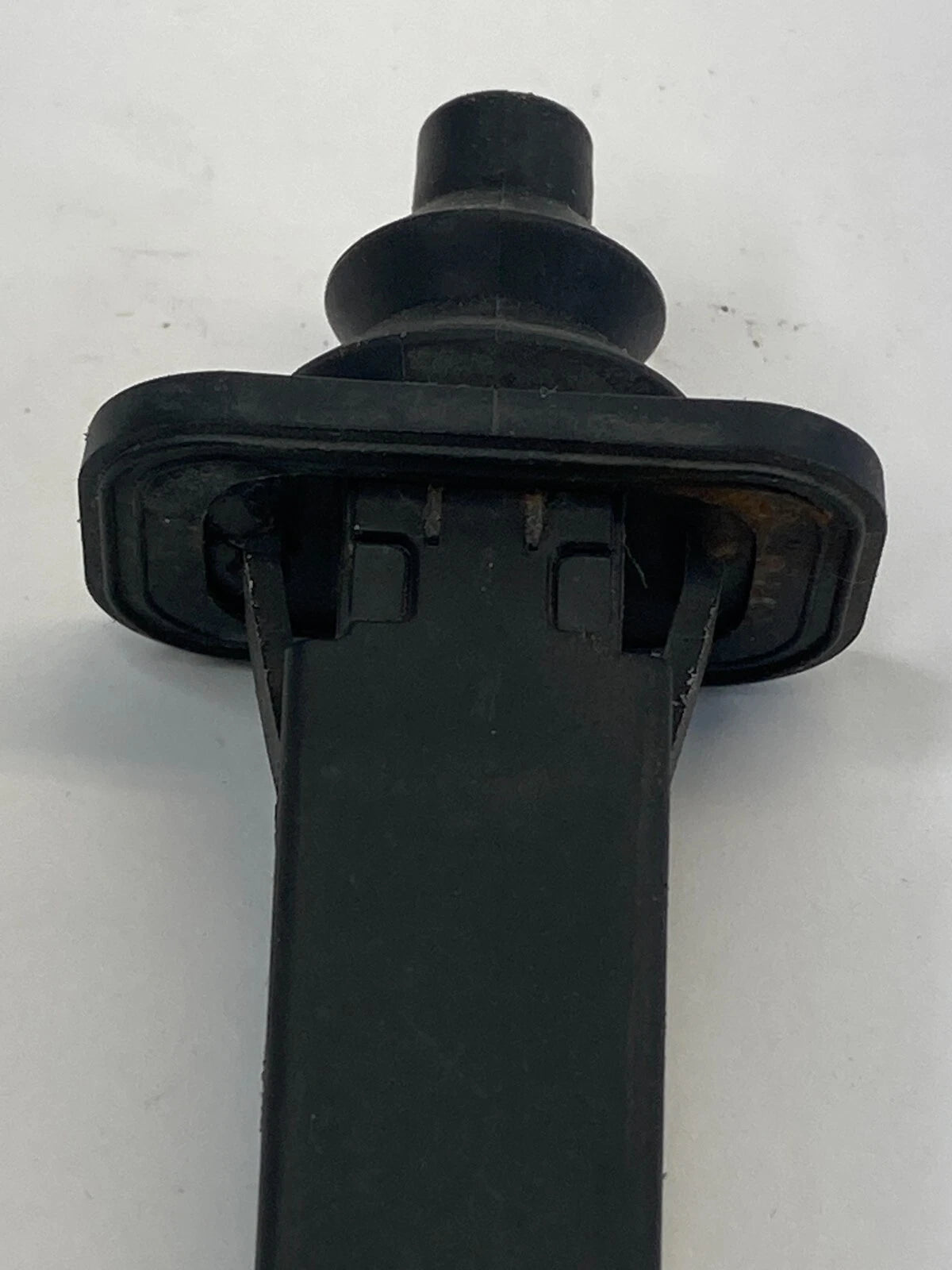 09-12 CHEVY TRAVERSE FUEL TANK FILLER DOOR LID OPENER SPRING SWITCH 25880365 OEM