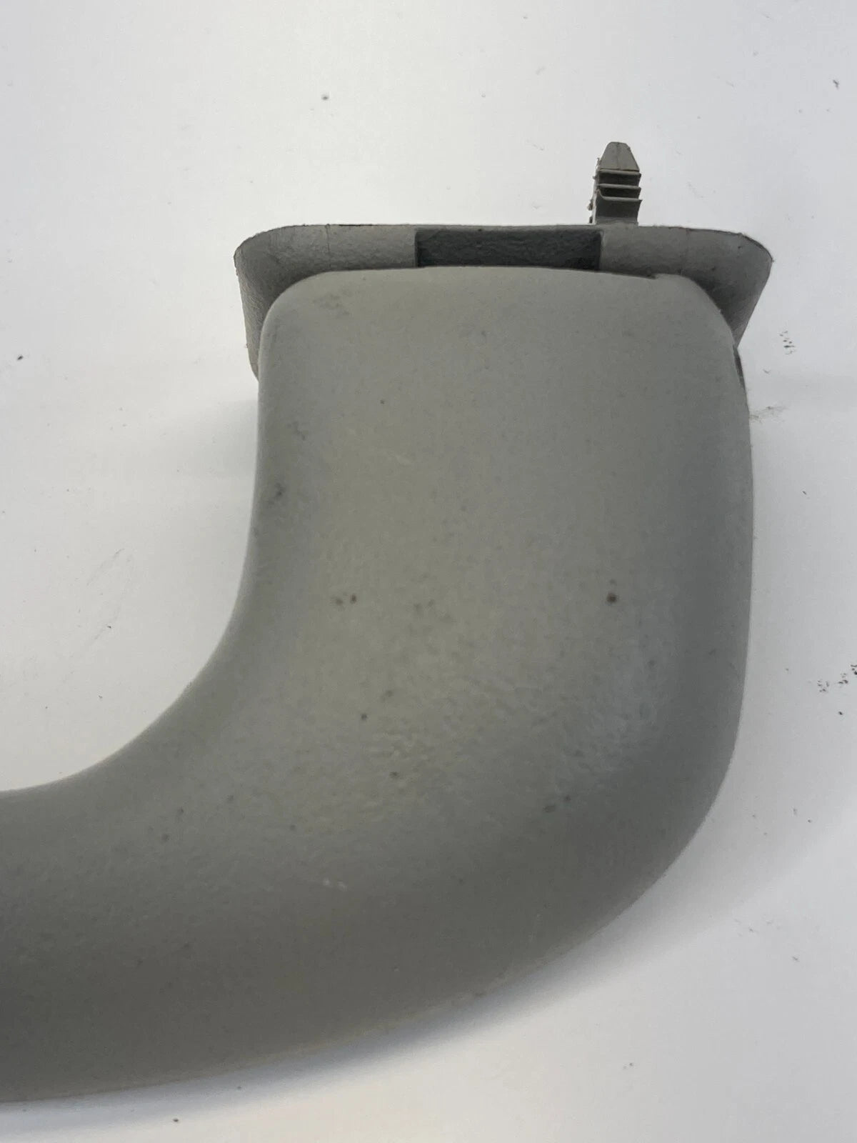 2006 07 08 09 11 12 2013 CHEVROLET IMPALA ROOF REAR RIGHT SIDE GRIP GRAB HANDLE