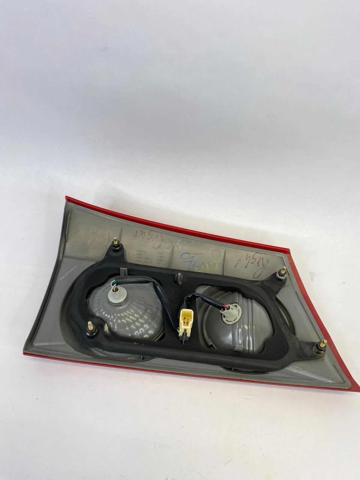 2006-2010 TOYOTA SIENNA RIGHT PASSENGER SIDE INNER TAIL LIGHT LAMP TAILLIGHT OEM